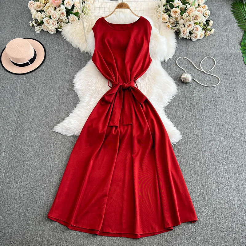 EWQ Vintage Sets For Women 2 Pieces 2024 Autumn New Round Collar Sleeveless Belt Solid Dress＋embroidery Long Coat 27X1106