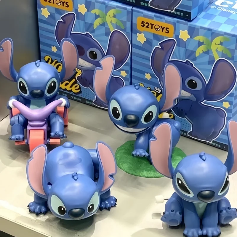 Original 52 ของเล่น Stitch By Your Side Series กล่องตาบอดน่ารัก Stitch อะนิเมะรูปตุ๊กตาเดสก์ท็อปคอลเลกชัน Mystery กล่องของเล่นเด็กของขวัญ