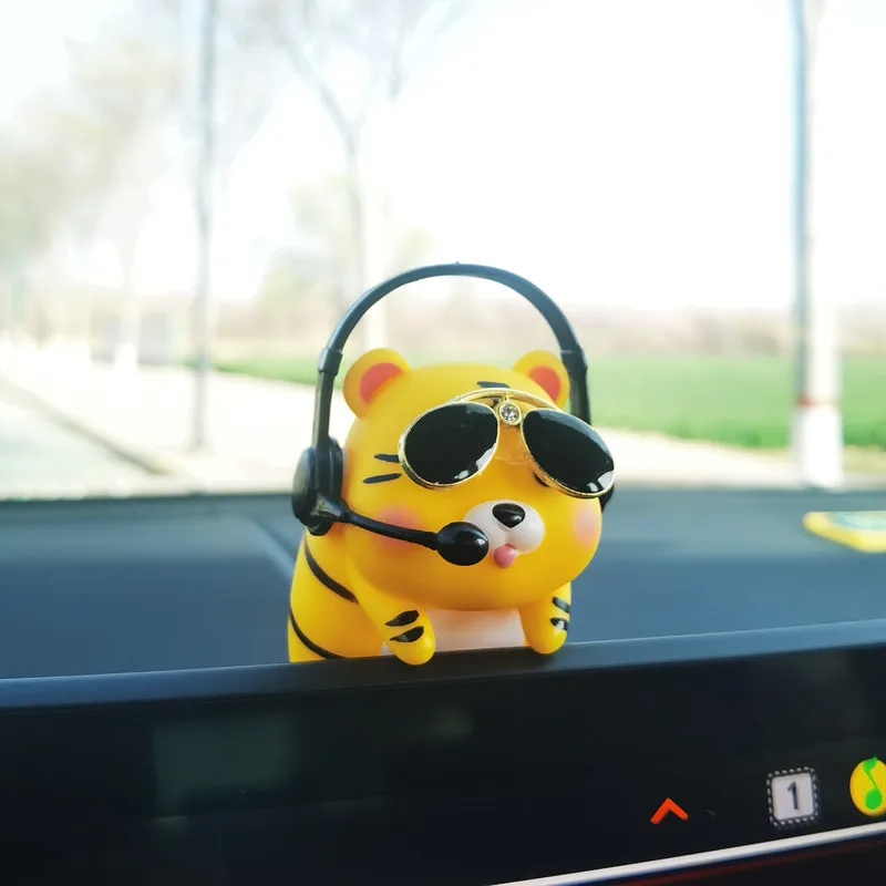Car Interior Decoration Piggy With Glasses And Earphones Center Console Decoration Rearview Mirror Pendant For Car Accessories