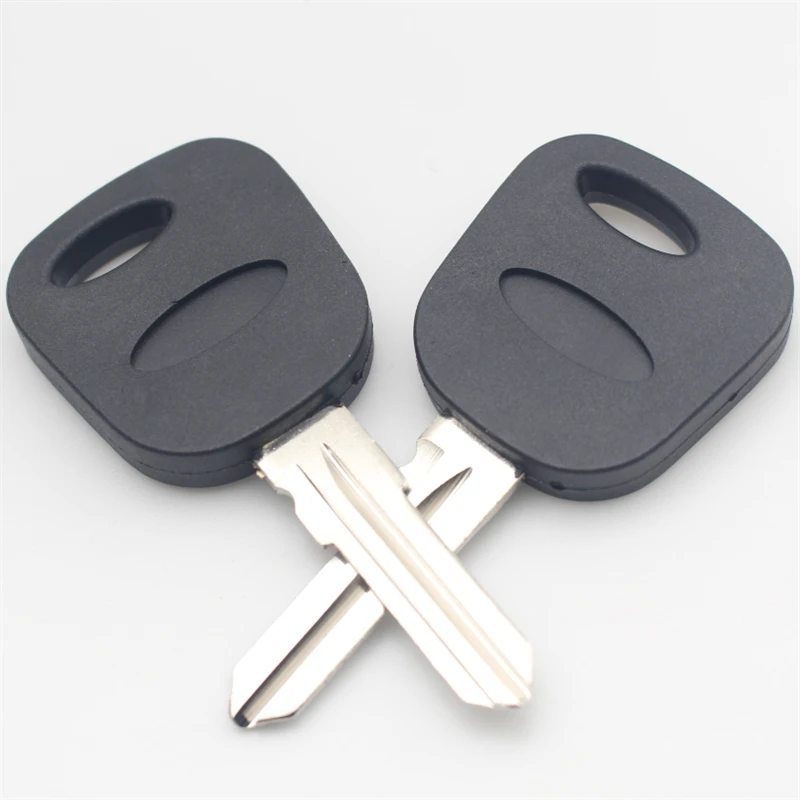 

10Pcs OEM Key Case Transponder Remote Key Shell For Ford Escape Kuga Maverick FO10 Blade