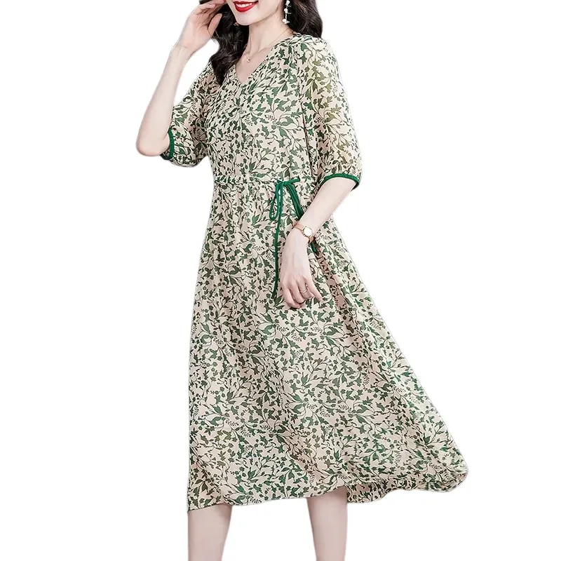 Ele Stampa floreale V-Ne ort Sve Dr een taglie forti Midi Dr per l'estate 2024 Faion Casual Dr
