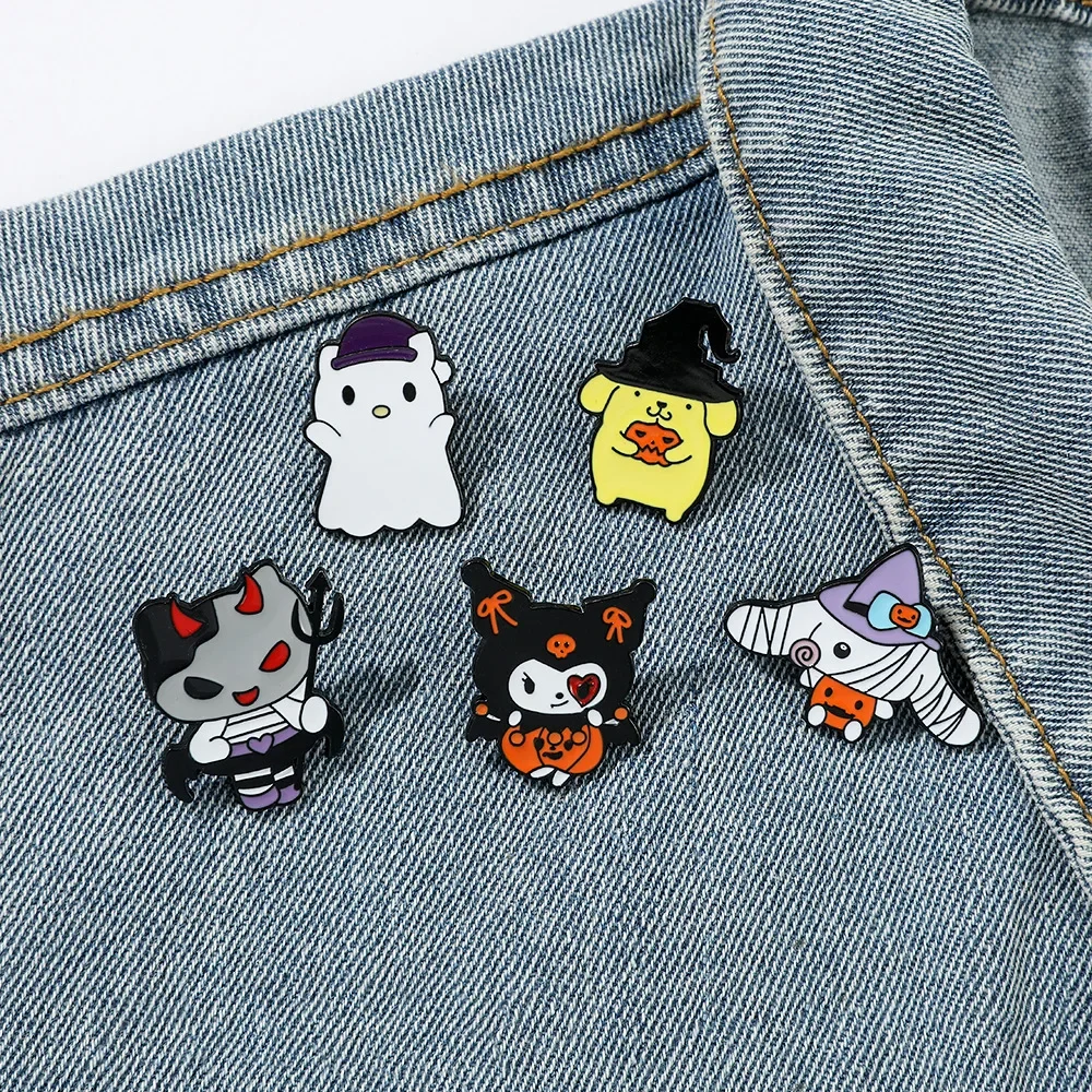 5Pcs/Set Sanrio Halloween Cinnamoroll Cute Cat Lapel Pins Backpacks Brooches Women Enamel Pin Gift Fashion Jewelry Accessories