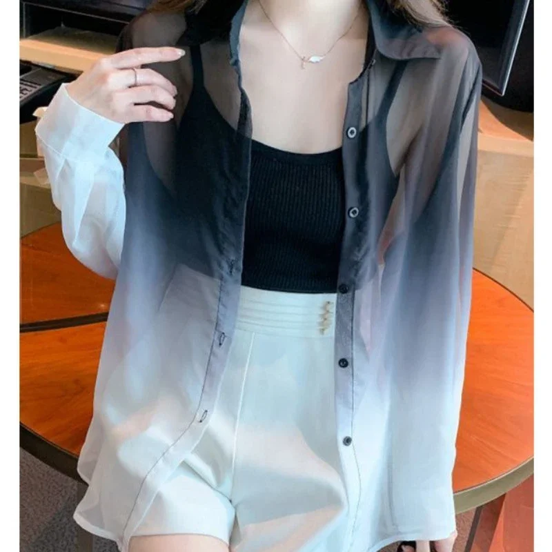 DAYIFUN Sun Protection Women's Shirts Summer Korean Cardigan Gradual Black and White Blouses Long Sleeve Turn-down Collar Tops