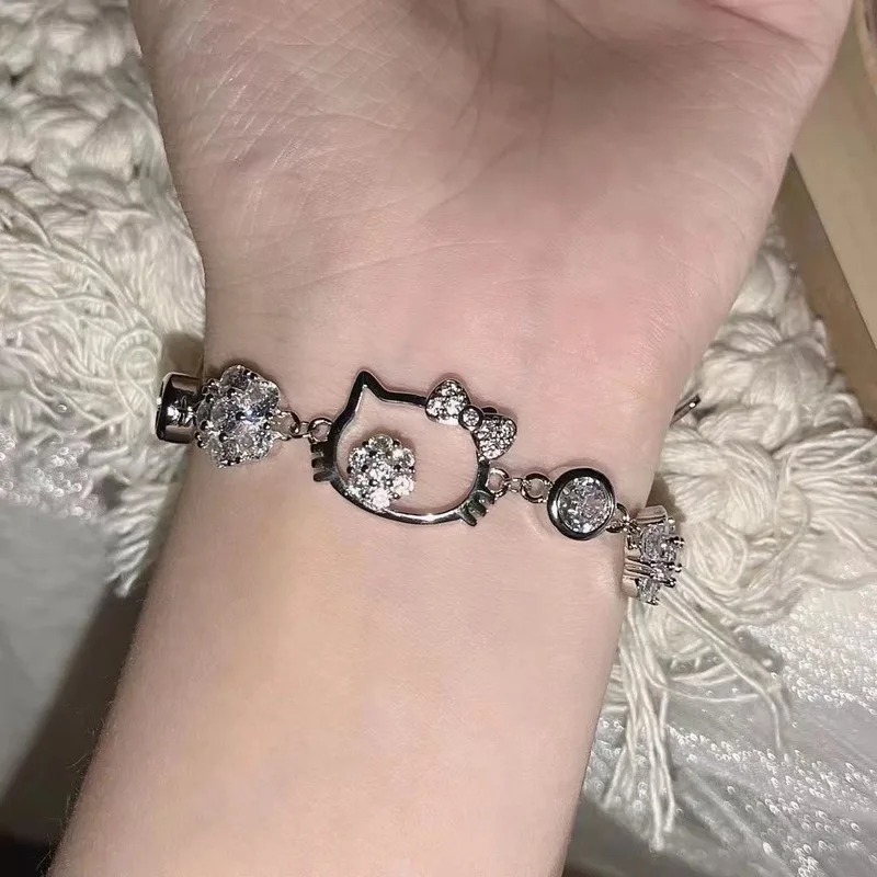 Sweet Cool Cat Head Bracelet Elegant Simple Style Flower Water Diamond Girls Lovely Wristband Perfect Accessory For Anime Fans