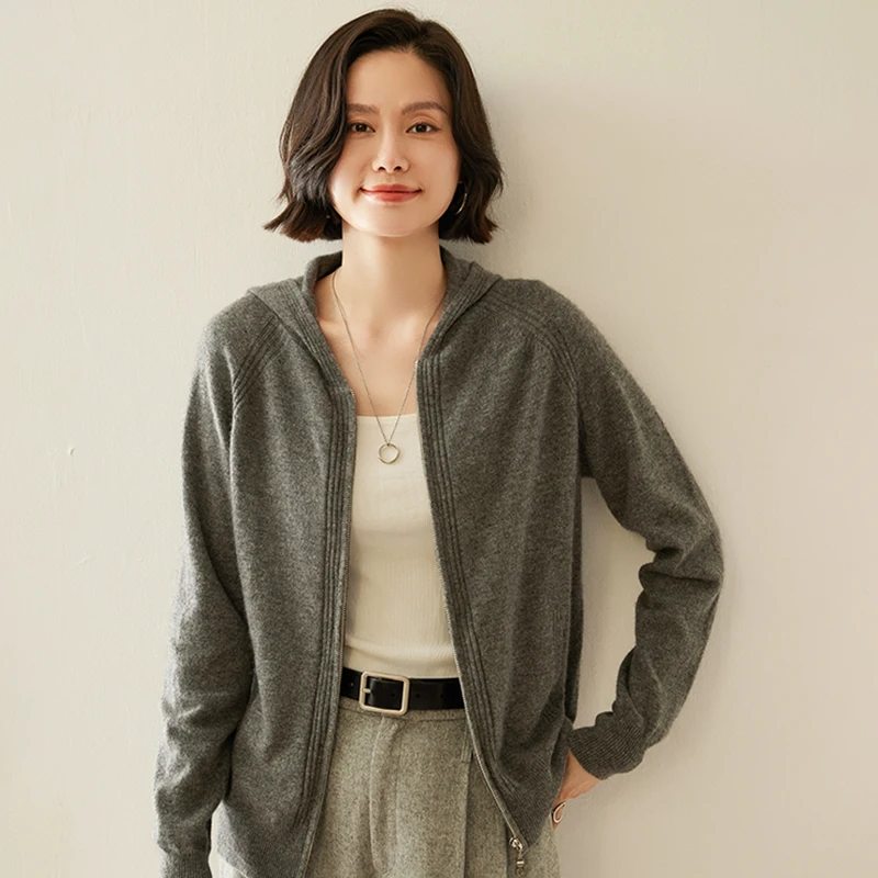 

Hooded Cashmere Jacket Women's Warm Long Sleeved Solid Color Autumn Winter Zipper Knitted Cardigan Sweater Top with Side Pockets