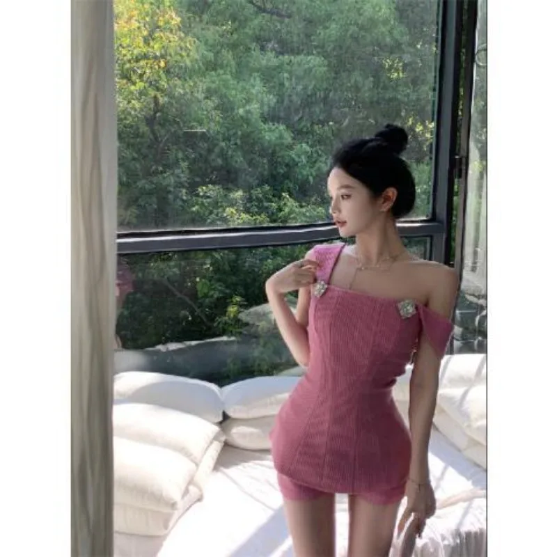 Spicy Girl Fashion Bow Backless Suspended Top Shorts Two Piece Set Women Diamond Collarbone Sleeveless Solid Slim Summer Wear