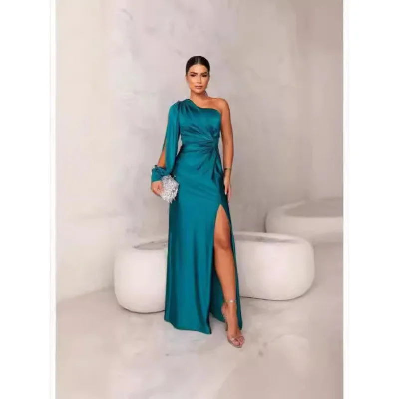 

Европа и Америка2025Новое женское модное сексуальное длинное платье с асимметричным вырезом и рюшами на талии