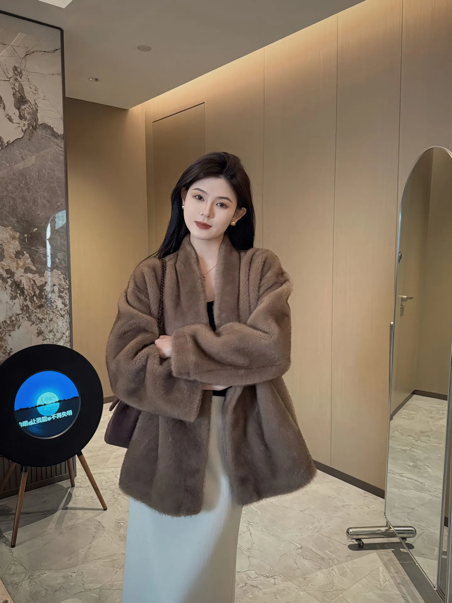 Faux Fur Coats Women Mid Length Coat Y2k Streetwear Elegant Jacket Loose Open Stitch Thick Warm Outerwear 2025 Autumn Winter