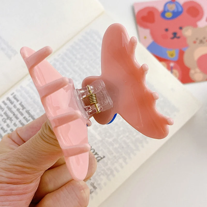 2022 New 5.5 CM Small Korean Two Color Cute Girls Love Hair Accessories Pink Blue Hair Claws Acetate Shape Heart Claw For Woman image 5