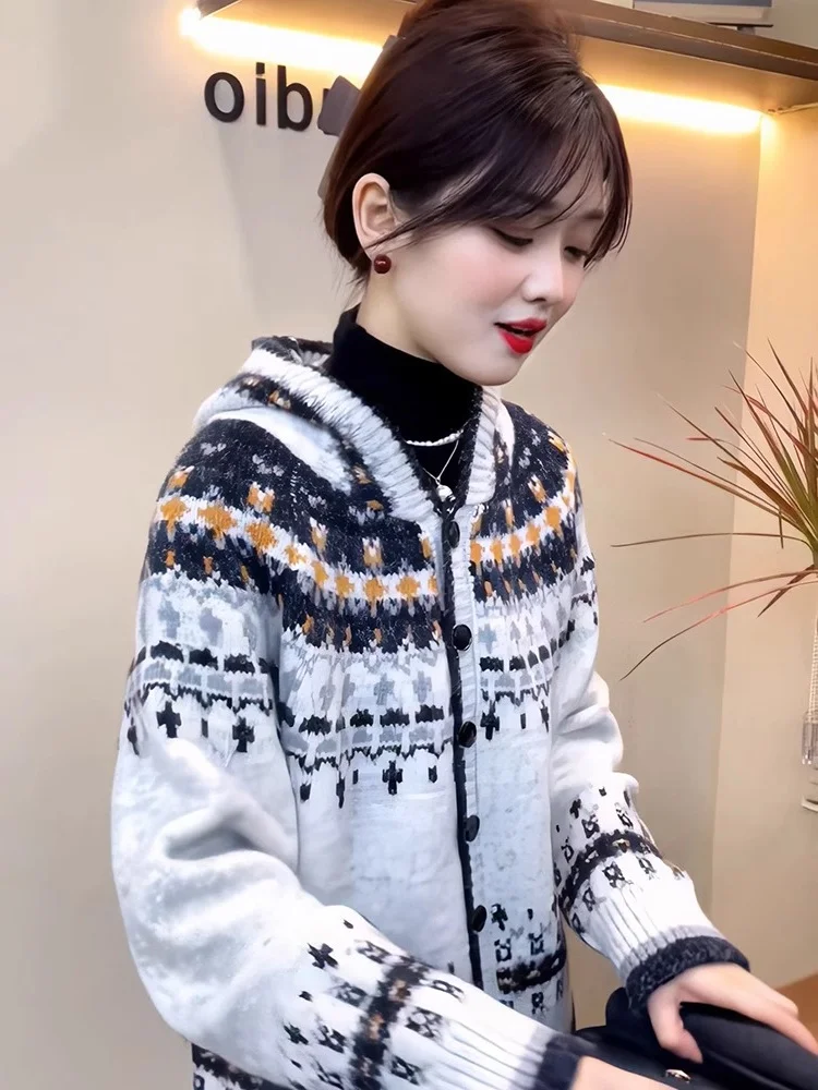 

Retro Contrast Color Knitted Hat Design Sweater Ele Lazy Sle Top Women's Korean Version Camere Cardigan Coat