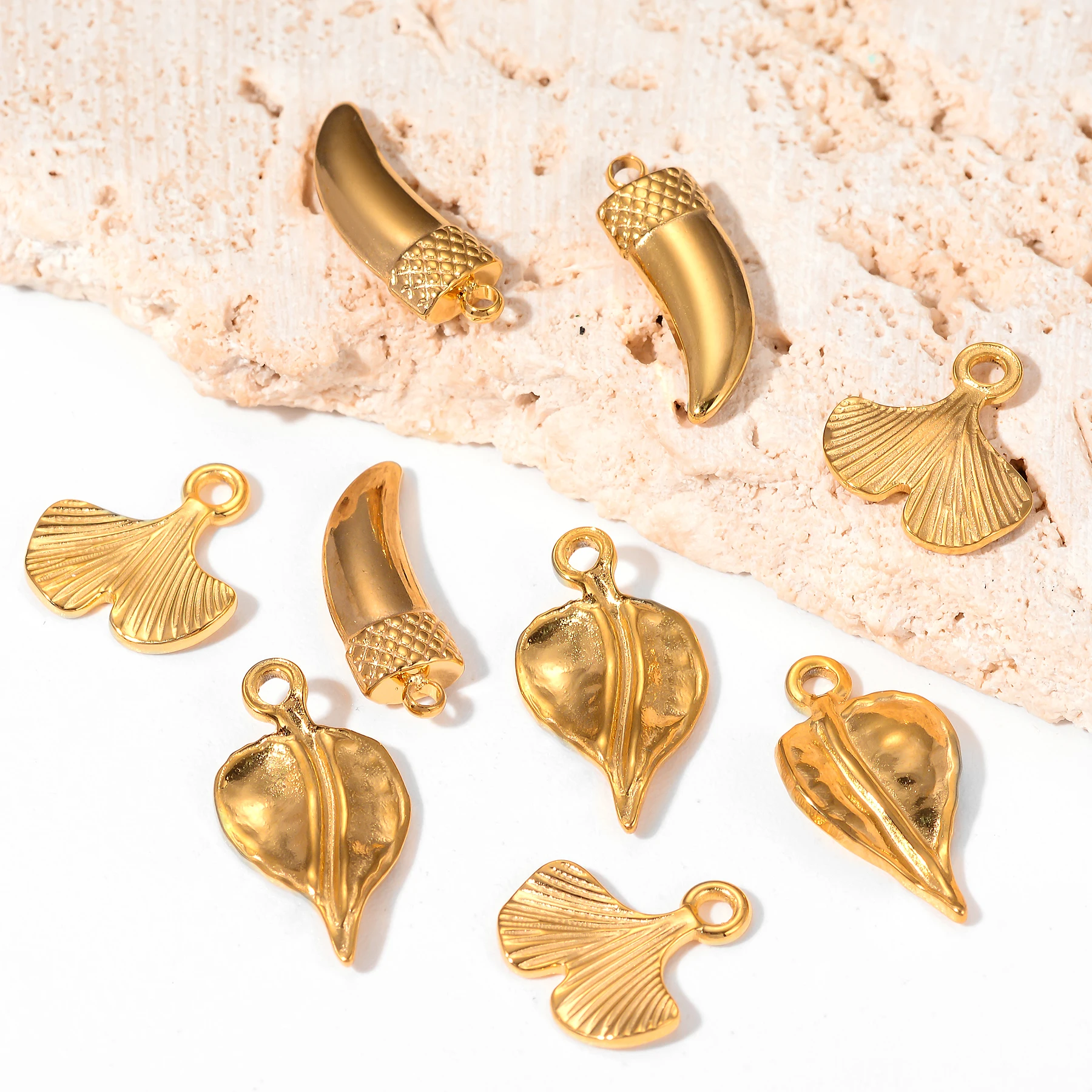

20 шт. подвесок из нержавеющей стали золотистого цвета в форме цветов, листьев и перца для изготовления ожерелий, браслетов, кулонов, фурнитура и аксессуары для рукоделия