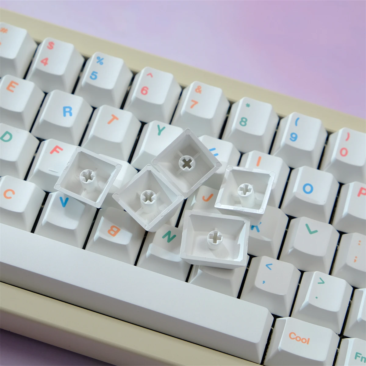 PBT Keycap GMK Cool Kids Keycap الكرز الشخصي صبغ التسامي مفتاح غطاء 130 مفاتيح للوحة المفاتيح mx GH60 Wooting 61 67 75 84 87 108