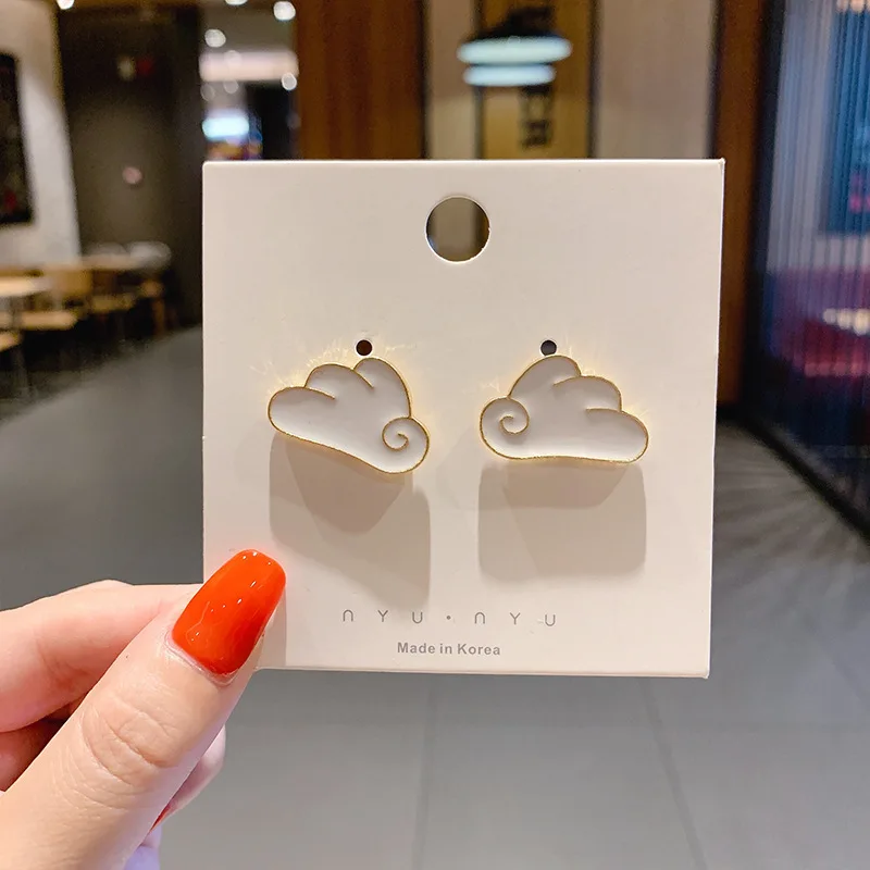 10-100Pcs Enamel Badges Pins Diversity Random Brooches Icons Plants Animal Fruit Pins On Backpack Clothes Hat Decor Accessories