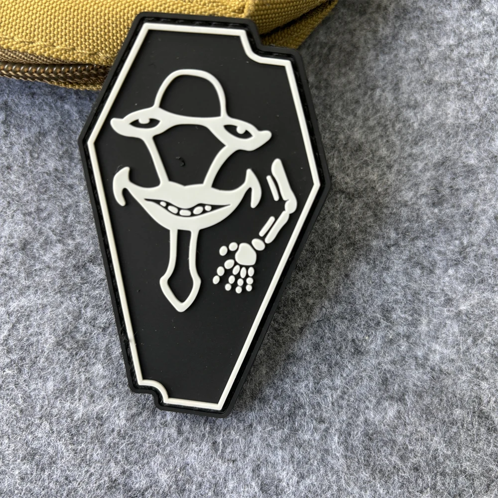 Laughing Coffin Tactical PVC Patch Skull 3D Hook&Loop Patches on Clothes Military Skeleton Morale Badge Armband Backpack Sticker