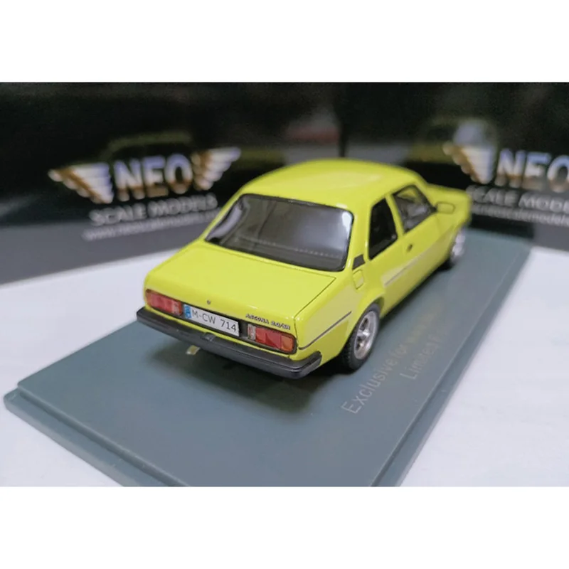 1:43 Scale Opel Ascona B 2.0 1980 Resin Car Model Collection Ornaments