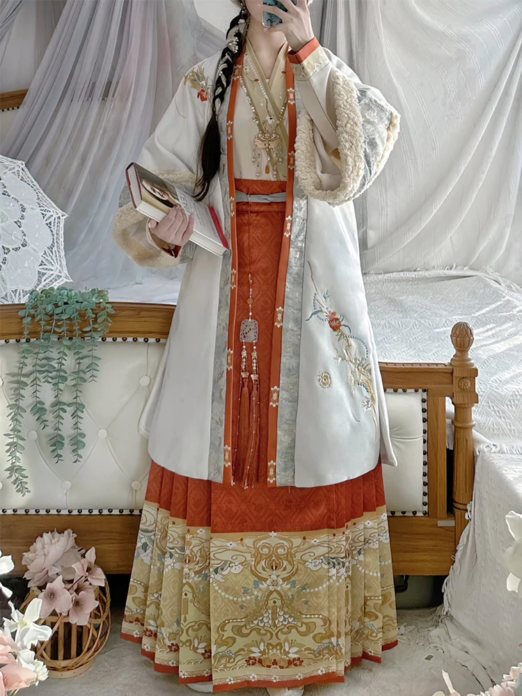 Hanfu, Song Dynasty, Changzhi, Jiaozi, Cross necked Horse Face Skirt, Daily Autumn and Winter New Year's Eve Dress