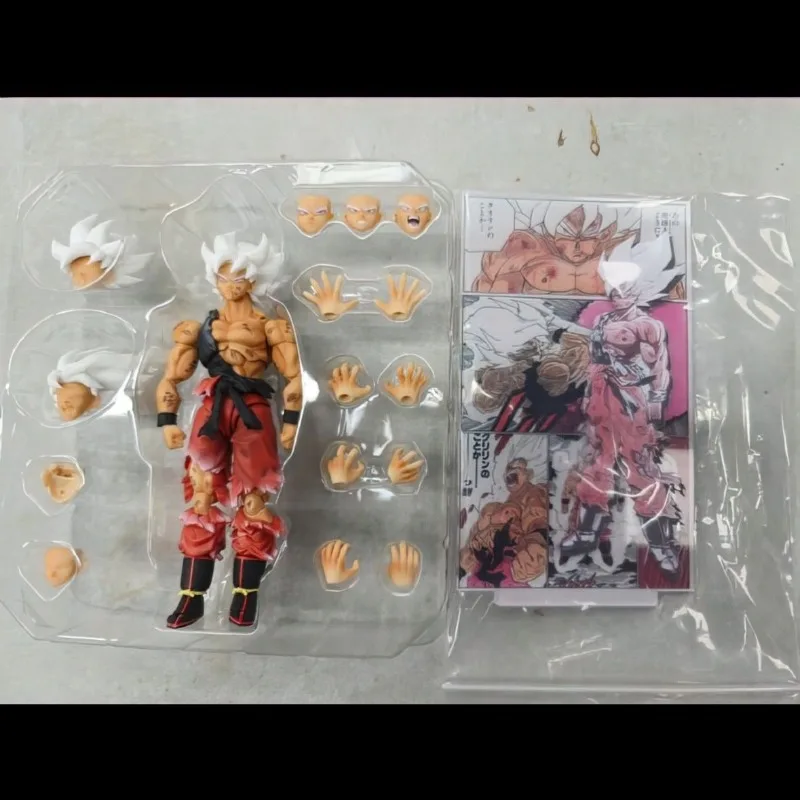 

Dragon Ball Z Battle Damaged Goku Movable Figure Is in Stock