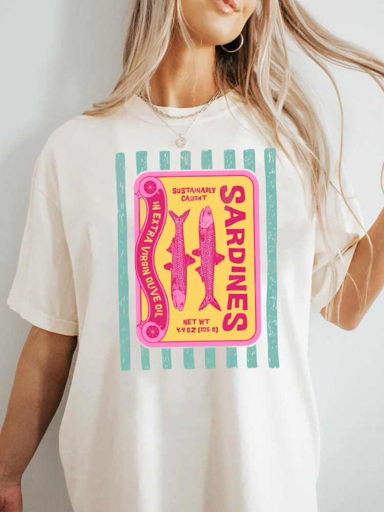 Sardines graphique T-Shirt rétro Foodie T-Shirt poisson étamé imprimé T-Shirt côtier été T-Shirt pêcheur esthétique T-Shirt femme vêtements