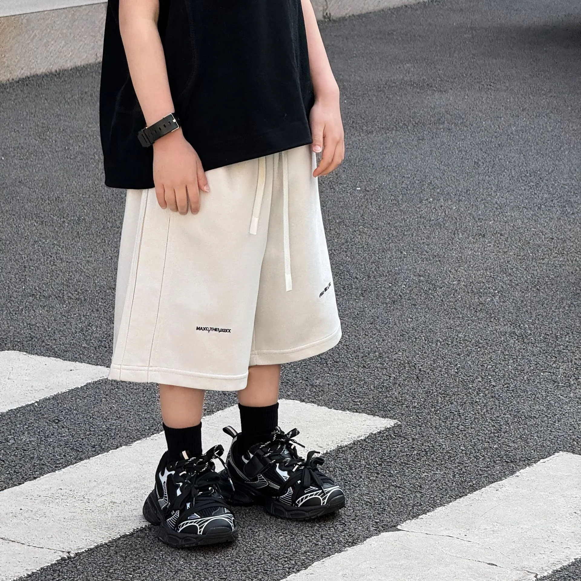 

2025 Summer New Korean Boys' Fashion Versatile Letter Three Color Breathable Shorts Children's Pants