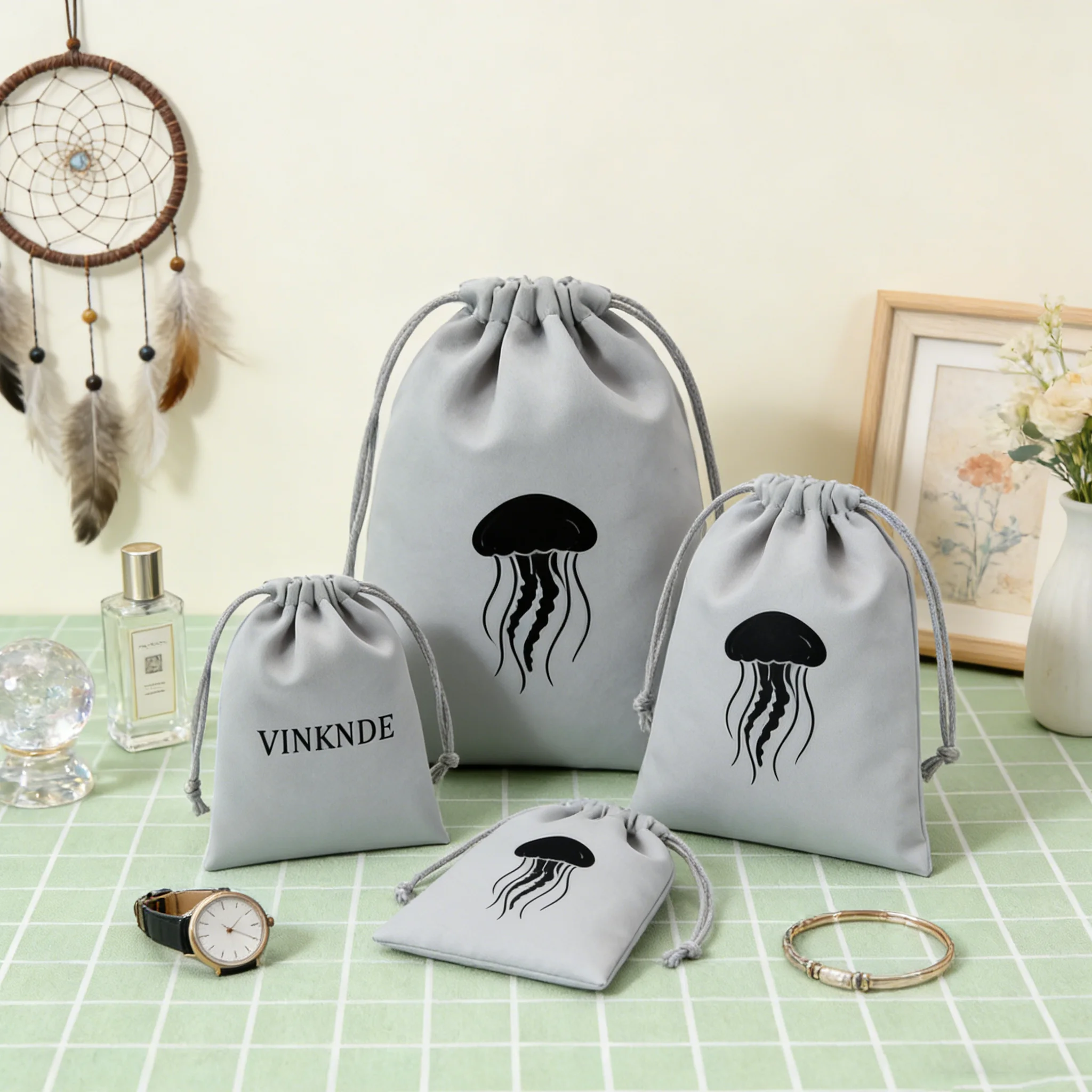 

100Pack Print Logo Jewelry Gift Pouches Silk Satin Drawstring Bag Makeup Cosmetic Wedding Decoration Packaging Sack Custom Logo