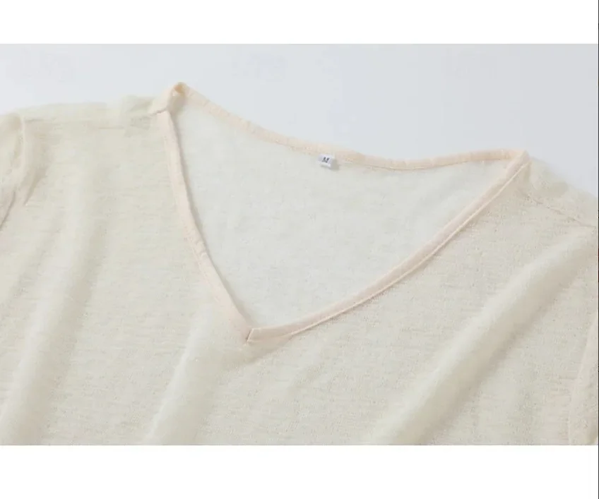 Herren-T-Shirt mit tiefem V-Ausschnitt und langen Ärmeln, locker geschnitten, einfarbig, ideal für den Alltag, das Büro, den Strand, den Urlaub und Freizeitaktivitäten im Freien. – Detail 7