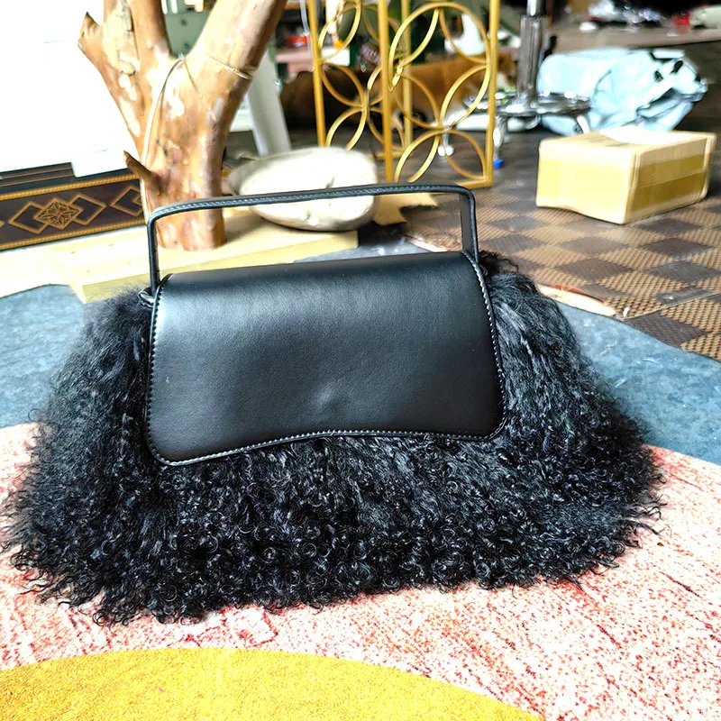

2025 Luxurious Fashion Leather Handbag with Fur and Velvet Trim Autumn/Winter Fuzzy Lambskin Bag with Fur Trim and Tassels