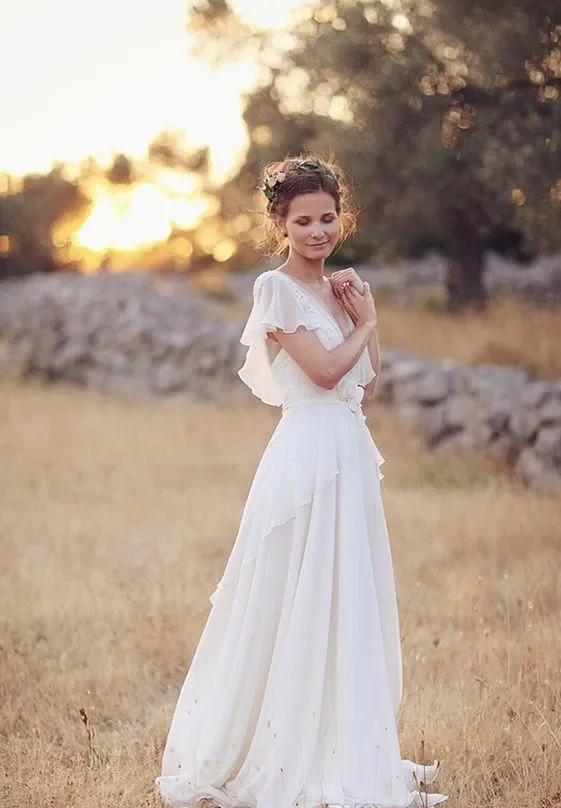 Bohemian Hippie Style beach Wedding Dresses  A-line butterfly sleeve Bridal Gowns Backless White Lace Chiffon Boho vestido de