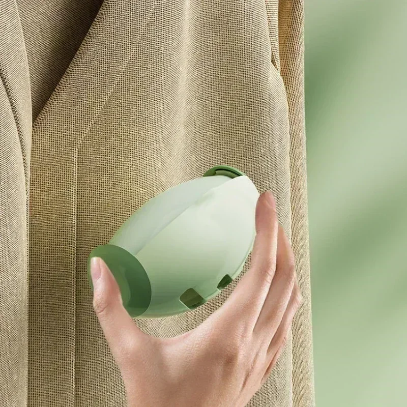 Reusable Washable Lint Remover 2