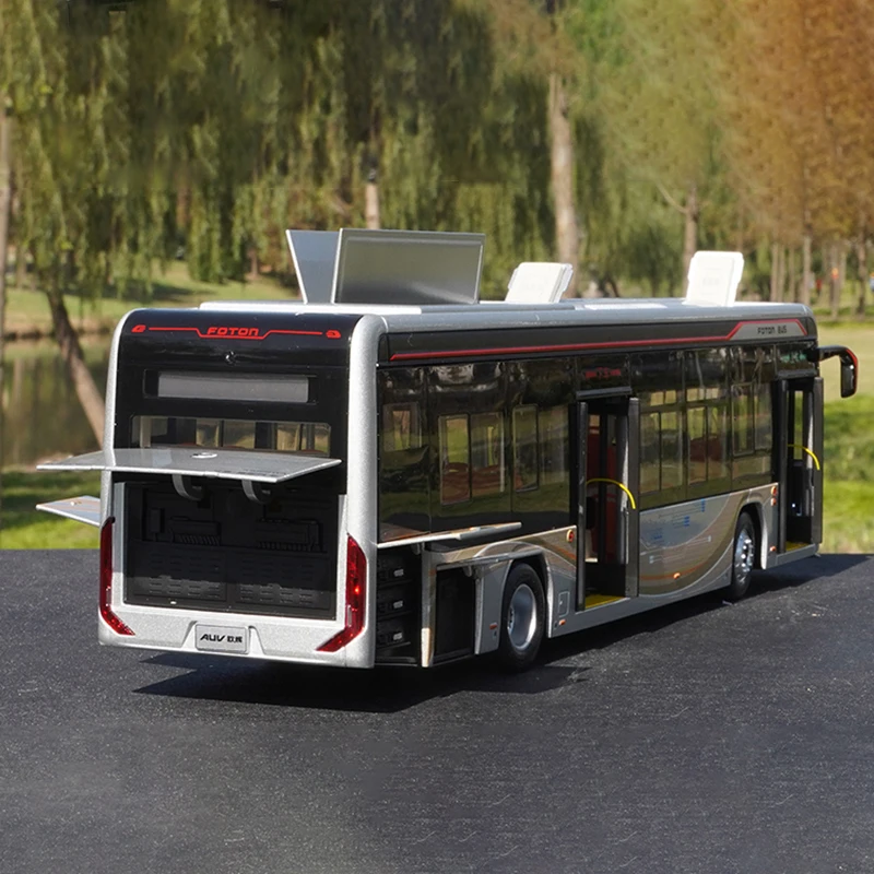 Diecast Alloy 1:36 Scale Foton Ouhui BJ6122 Luxury Bus Cars Model Adult Toys Classics Souvenir Collection Gifts Static Display