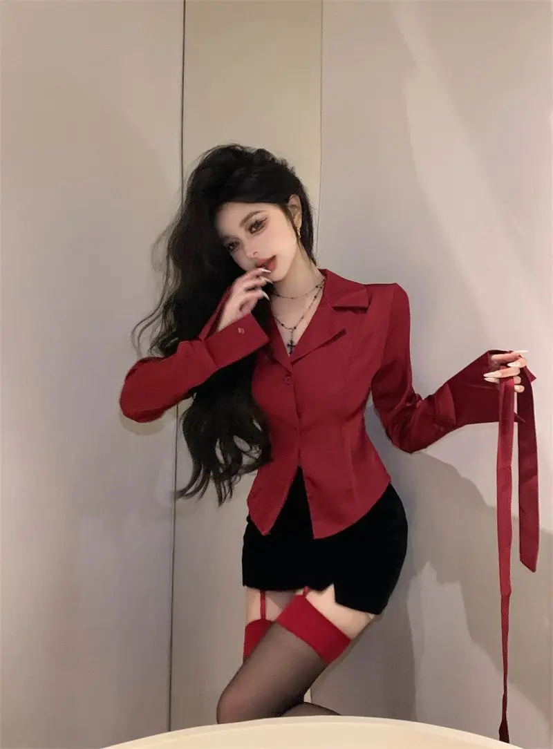 Red Suit Collar Long Sleeved Shirt for Women French Style Waist Cinching Slim Fit Casual Shirt Unique and Chic Ribbon Top