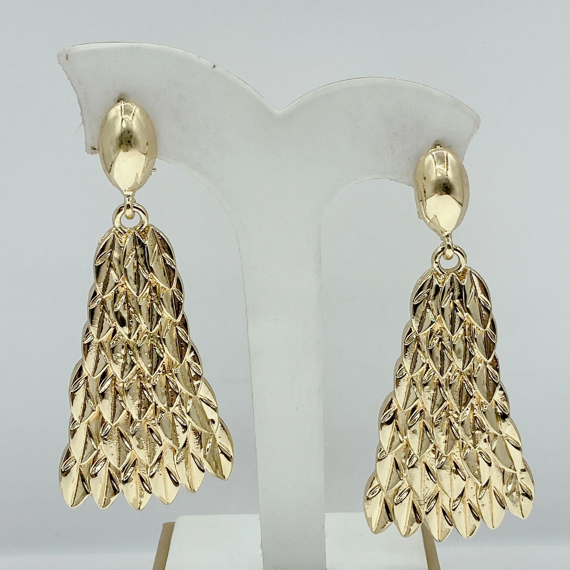 

Винтажные большие металлические висячие серьги для женщин, роскошные геометрические ювелирные изделия для свадебной вечеринки, большие массивные серьги золотого цвета для женщин