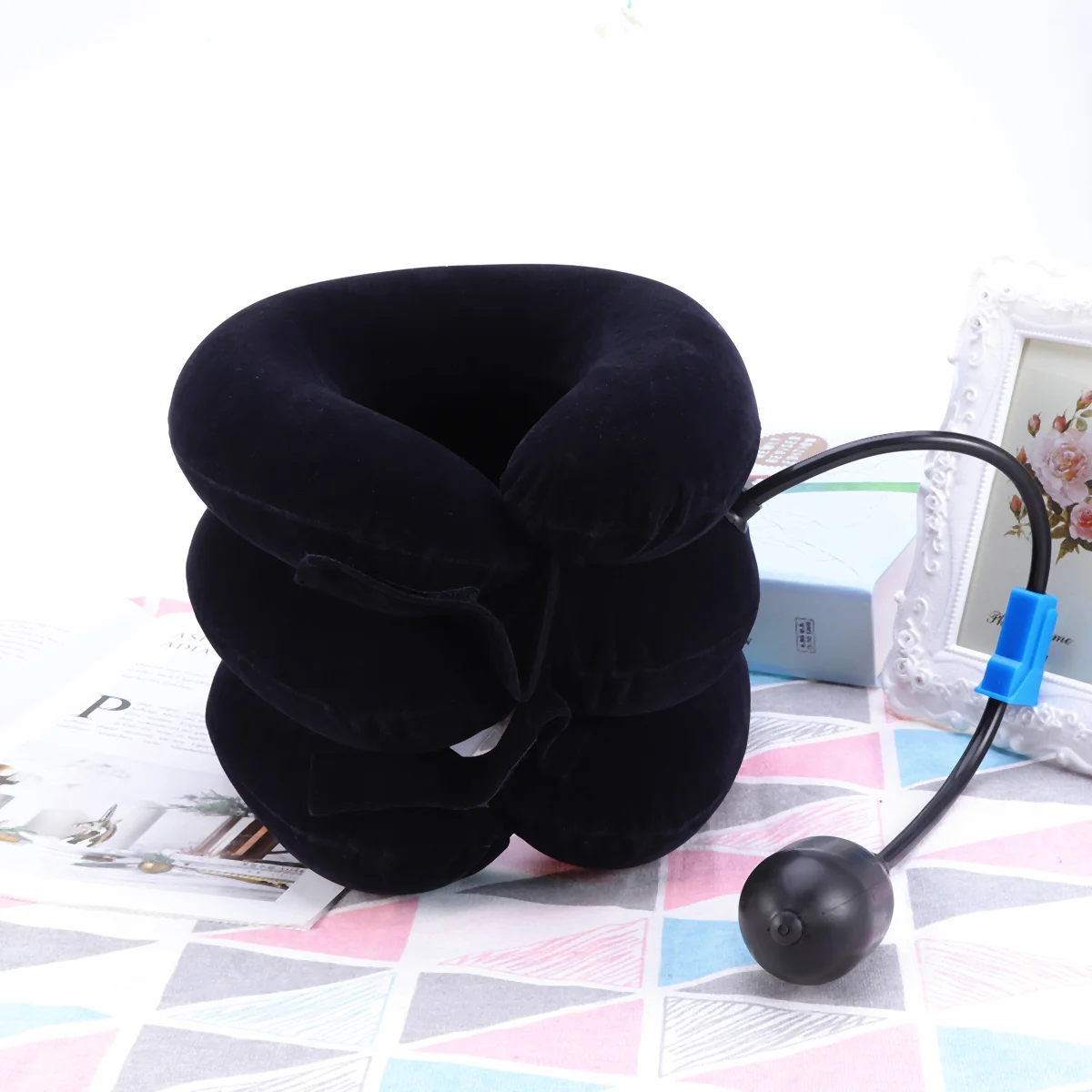 Portable Neck Stretcher Travel Supporting Pillow Decompressor Inflatable Cushion