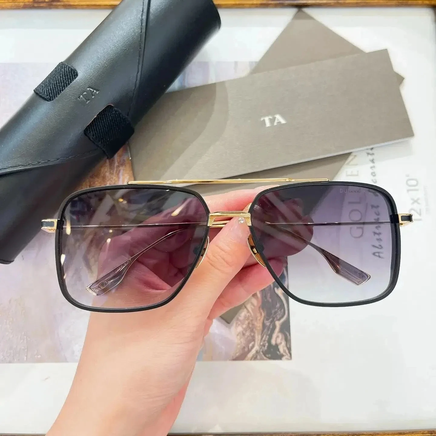 

Authentic For DIYTA DT DUBSYSTEM DTS157-A Casual Classic Men Women Sun Glasses Fashion Alloy Frame Male Couple Eyewear With Box