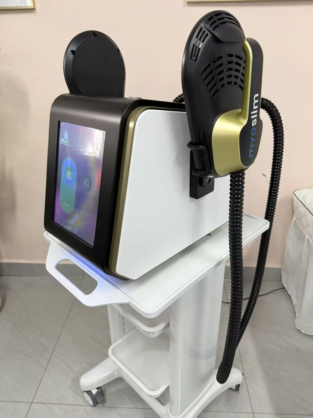 

MYOSlim 6500W EMS HI-EMT Body Sculpt Machine Fat Burning Muscle Building RF Skin Tightening Professional Slimming Beauty Device