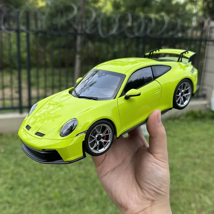 Norev 1:18 For Porsche 911 GT3 RS 2021 Diecast Model Car Hobby White/Blue/yellow/Green Display Ornaments Collection Boys Gifts