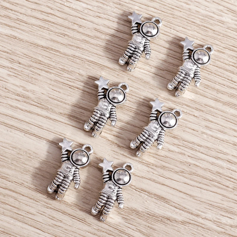 Tusember 12*20mm 20 Stück Antik-Silberfarbene Charms, Legierung Raumfahrer-Astronauten-Anhänger, DIY Handgemachte Schmuckherstellung Zubehör – Detail 5