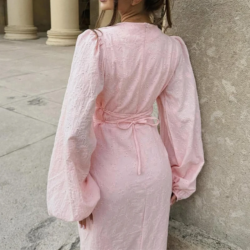 Elegancka sukienka damska z długim rękawem, jednolita, z rozcięciem, haftem, guzikami, dopasowana, seksowna sukienka wieczorowa z dekoltem w serek i wiązaniem w talii.