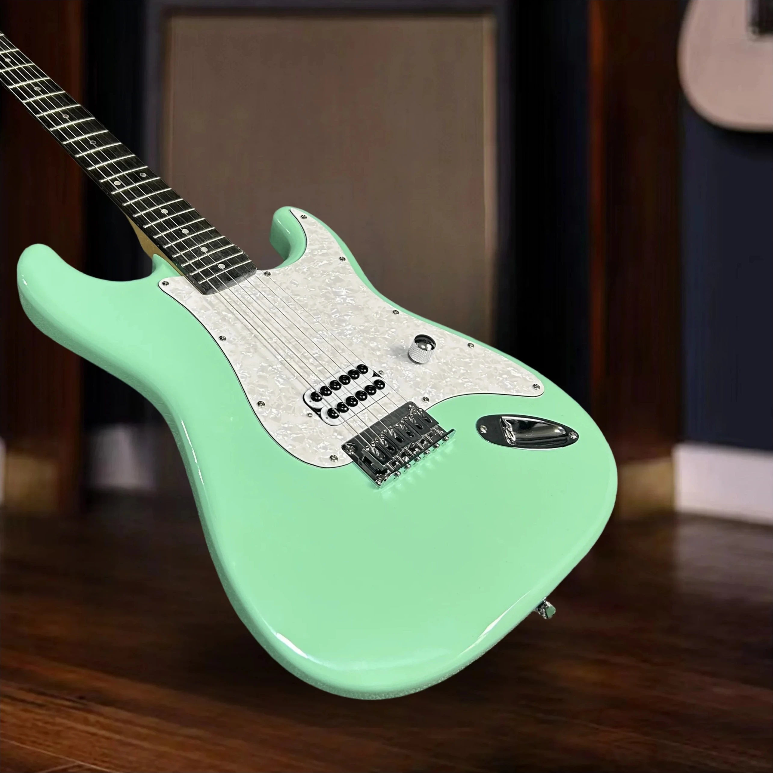 High Quality Surf Green ST Electric Guitar 6 String SSS Pickup Solid Mahogany White Pearl Guard Fixed Bridge