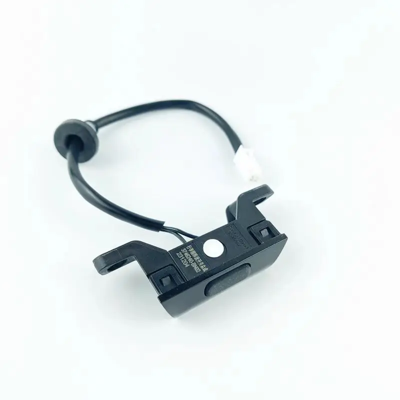 

Совместим с моделями Changan Eado PLUS (2022-2023) — переключатель открывания багажника, контактная точка открытия задней двери