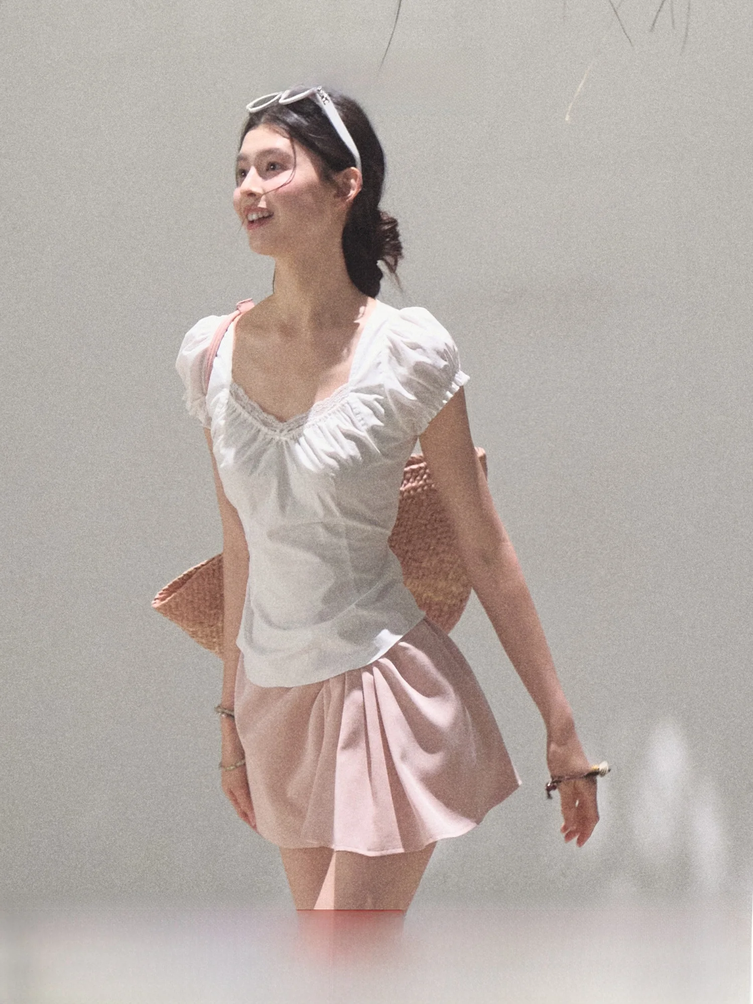 

OAKMOO Cotton Summer Vaion V-ne Loose Elastic Waist irt Women's Top French Sle ort Sve Pure Color Crew Ne