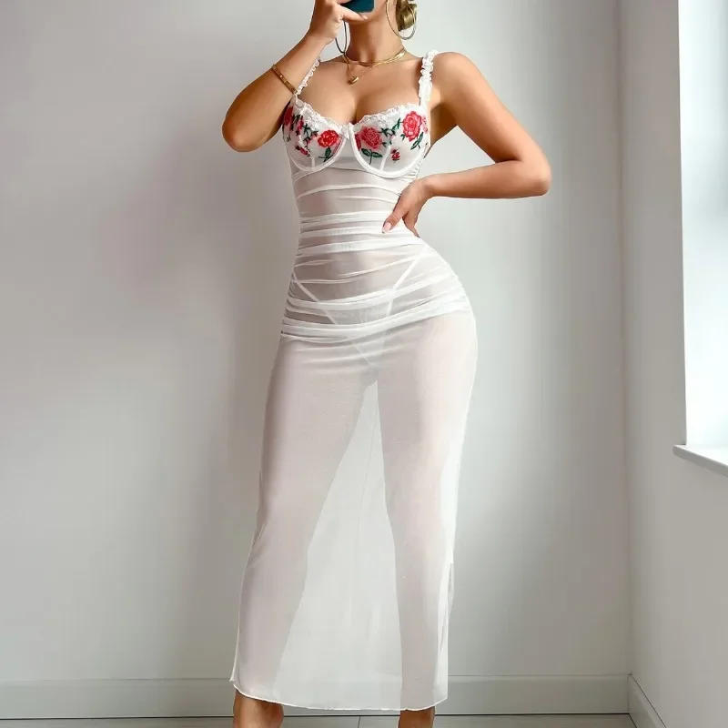 

Ladies' 2-piece Pajama Set Sexy Lace and Mesh See-through Pajama Dress with Embroidered Thong Backless Halter Dresses Suits