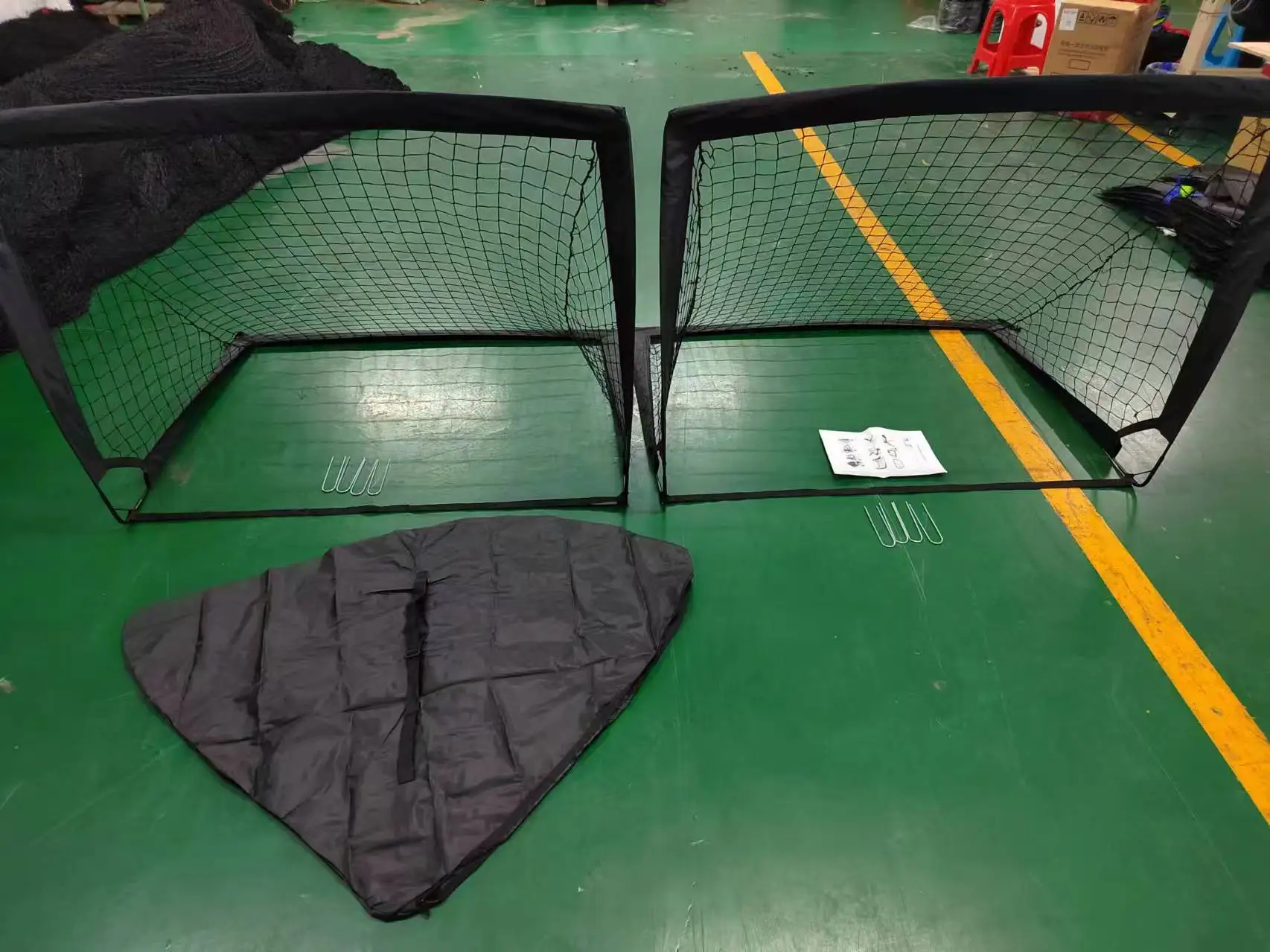 1 redes portátiles para portería de fútbol para interiores/exteriores, equipo de entrenamiento para niños para juegos de pelota en el patio trasero y deportes 2025