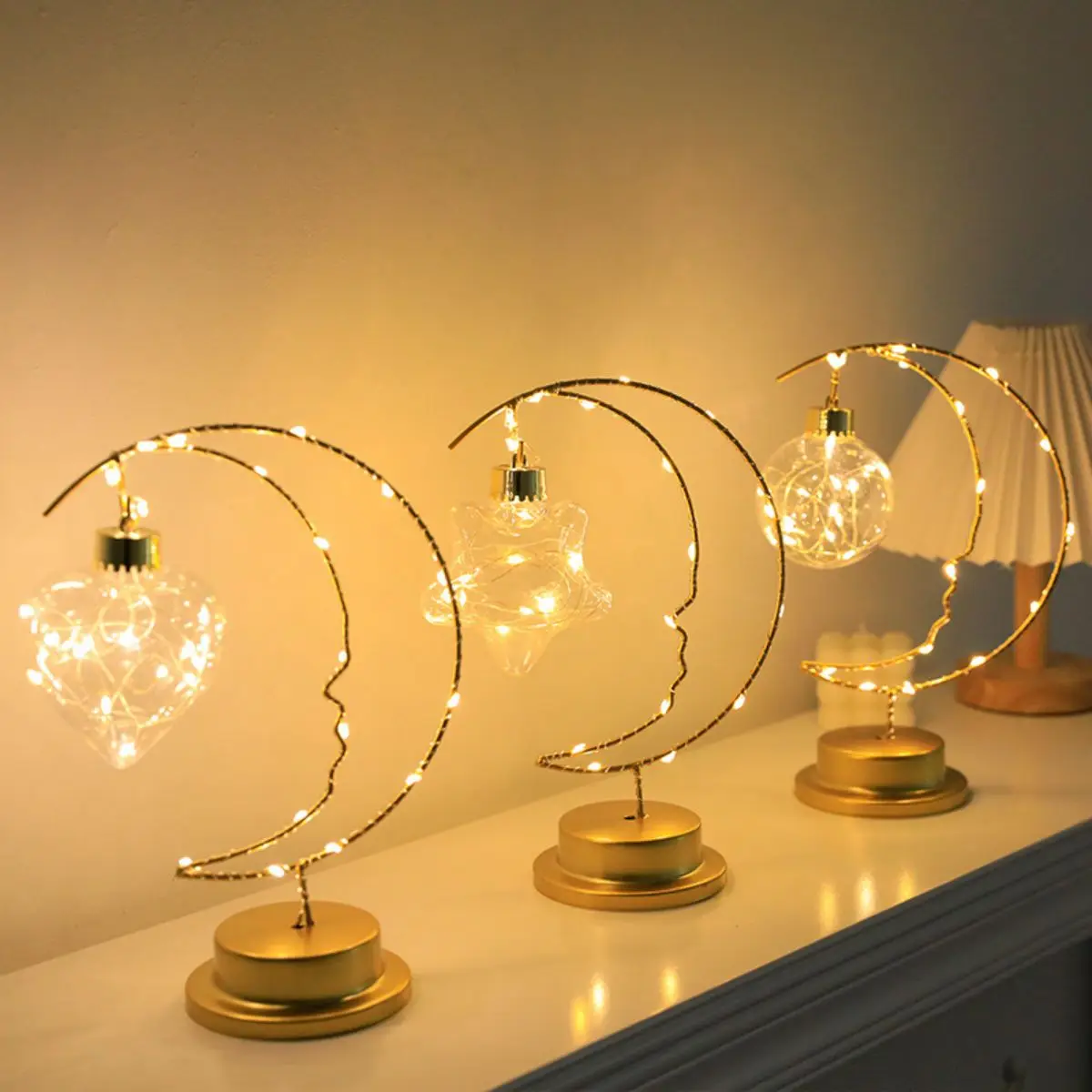 1pc Iron Moon Indoor Ornaments Night Lights, LED Lamp Wrought Iron Moon Lamp,Christmas Decor (battery Not Included)