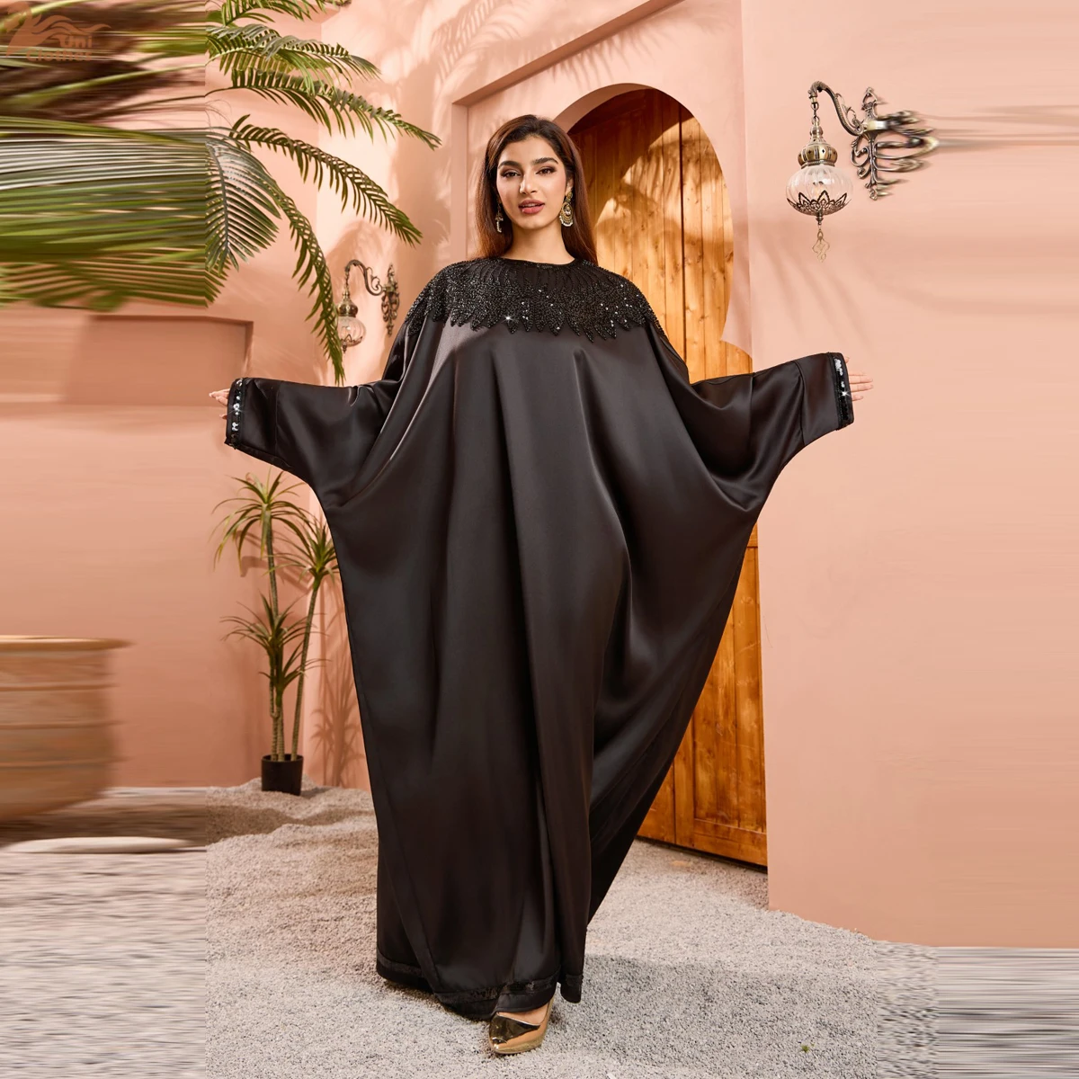 

Zahraa Fashion Sequins Patchwork Abaya Dubai Batwing Sleeve Loose Kaftan Dresses For Women Gala