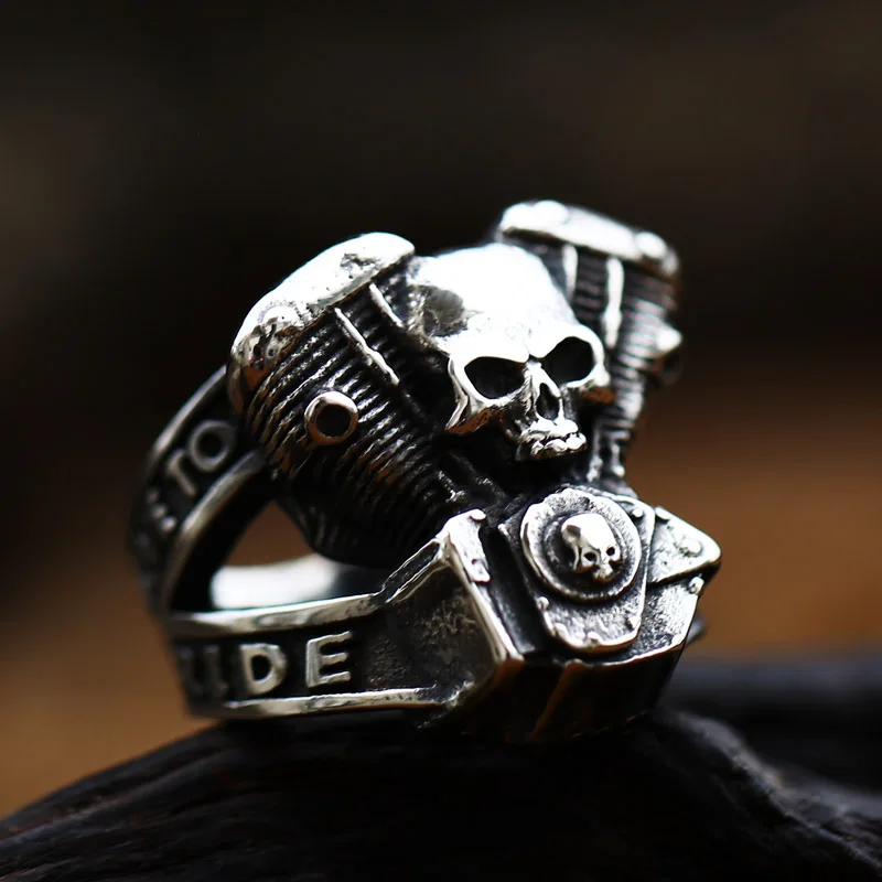 Beier 316L Stainless Steel Ring Fashion Locomotive Ring Punk Cool Men\'s Biker Wing Motorcycle Engine Ring LLBR8-555R