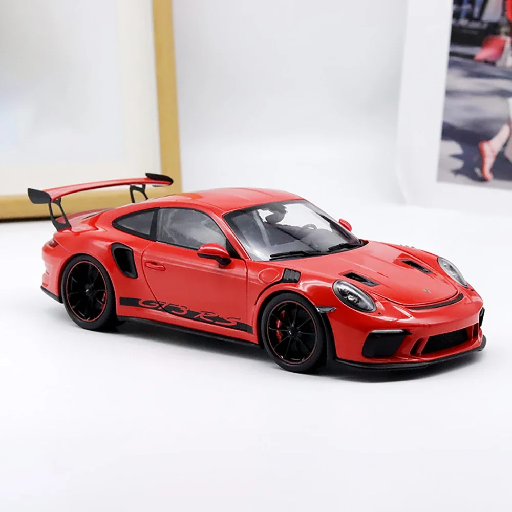 WELLY GTA 1:18 Porsche 911 GT3 RS Alloy Scale Model Sports Car High Simulation Metal Diecast Toy Car Collection Gift Children