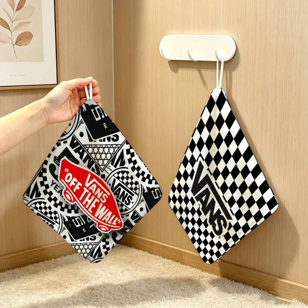 Classic Logo V-VanS New Arrival Polyester Cotton Hanging Kitchen Towel Skin Friendly Hand Wiping Towel For Hotel Cafe Household