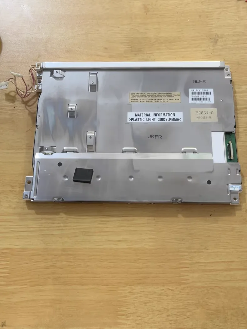 

10.4-inch LQ104V1DG83 Lcd Screen Test normal before sending