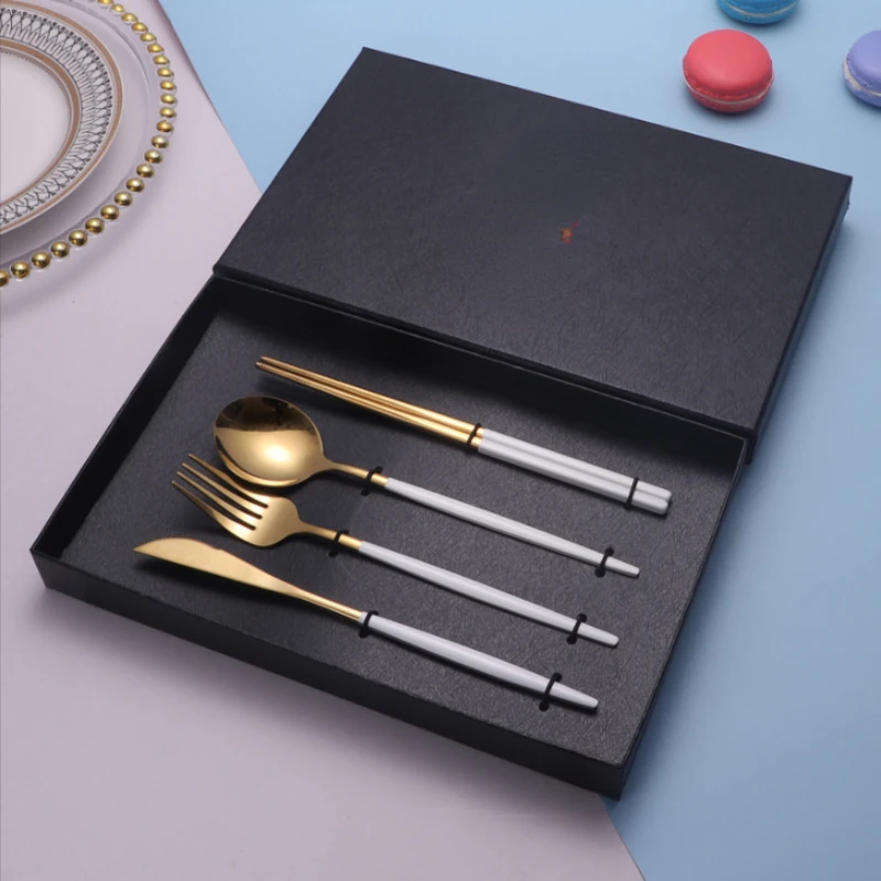 

Nordic Luxury Cutlery Set Portable Stainless Steel Travel Rose Gold Steak Cutlery Set Vajilla Completa Kitchen Tableware