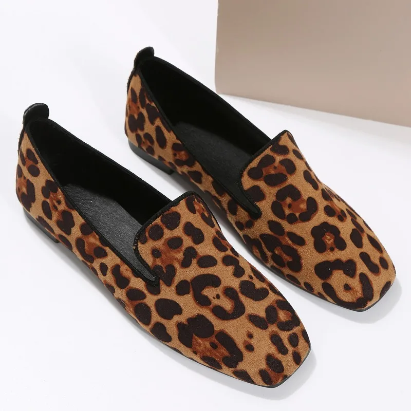 Leopard Women Flats mocassini scarpe basse in pelle scamosciata 2024 primavera Trend Walking Retro Shoes Summer Comfort Soft Sole Zapatillas Femme